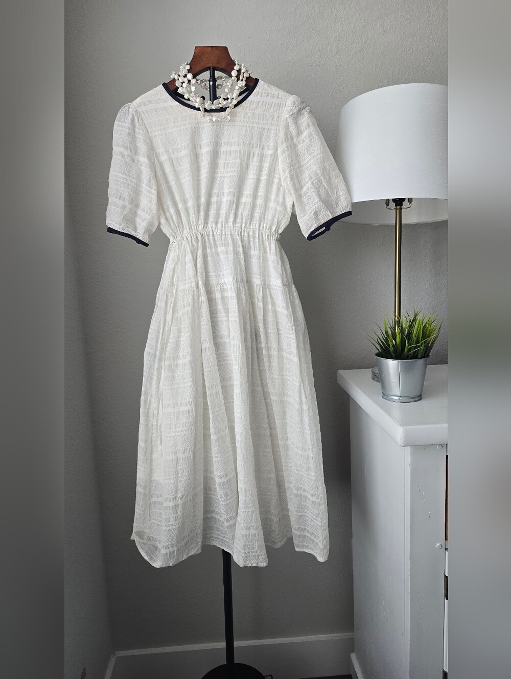 Zuo Nuo White Embroidered Midi Dress M STAIN Cottagecore Coastal Grandma